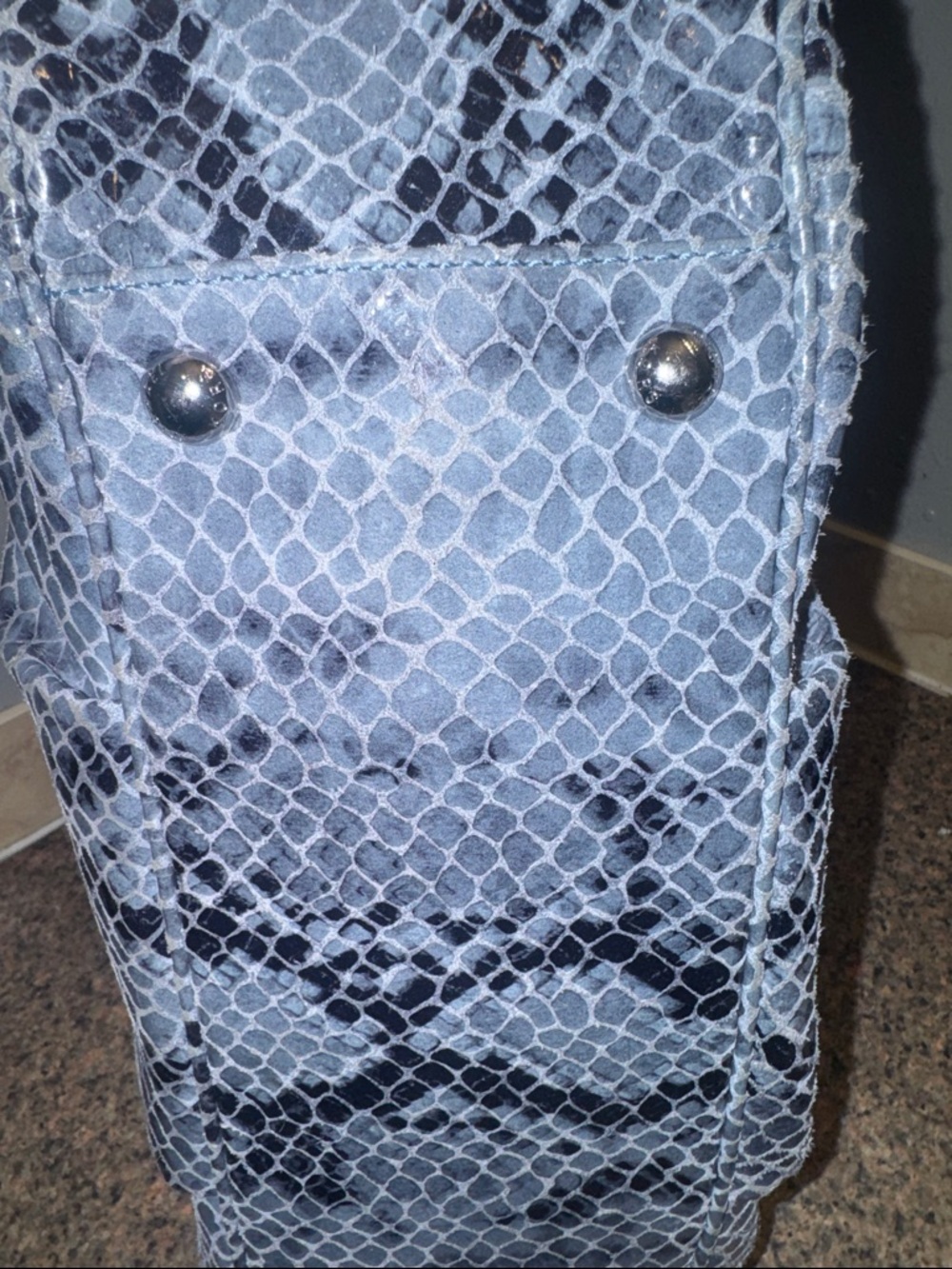 Michael Kors Gray-Blue Snake Print Shoulder Bag EUC - Picture 4 of 9